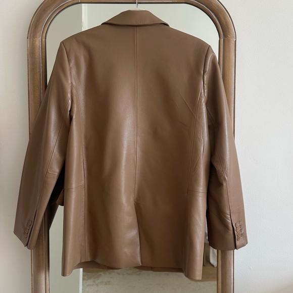 Aritzia Wilfred Memories Blazer - Vegan Leather - Constant Camel - XS- NWOT - Picture 8 of 9